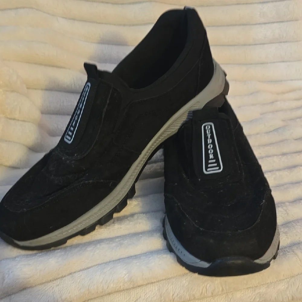 Outdoor Black and Gray Men's Slip-On Sneakers